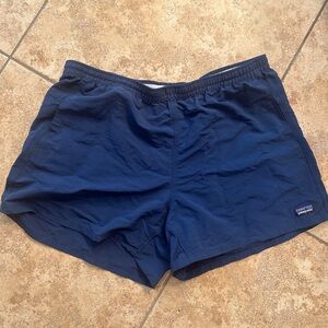 Patagonia “baggies” shorts xl